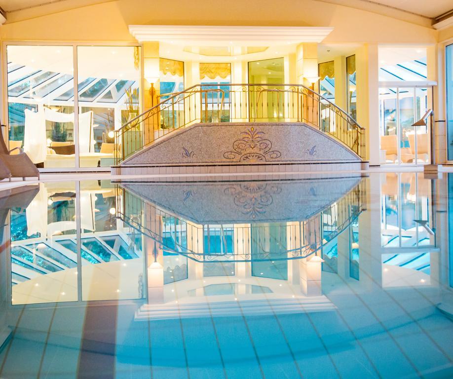 באד פיסינג Thermenhotel Quellenhof מראה חיצוני תמונה