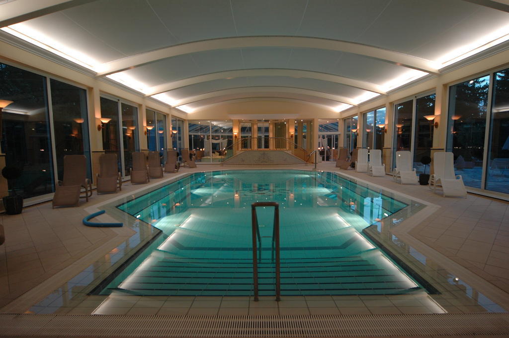 באד פיסינג Thermenhotel Quellenhof מראה חיצוני תמונה