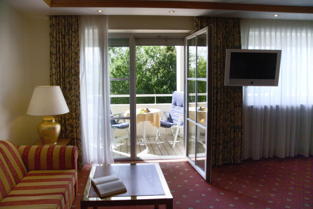 באד פיסינג Thermenhotel Quellenhof חדר תמונה