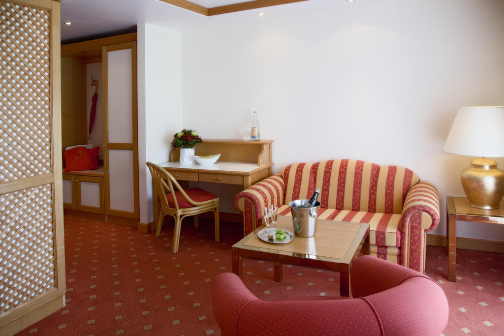 באד פיסינג Thermenhotel Quellenhof חדר תמונה