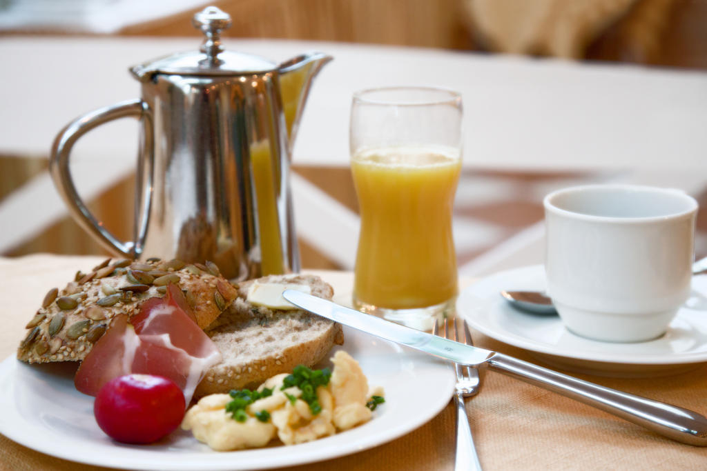 באד פיסינג Thermenhotel Quellenhof מראה חיצוני תמונה