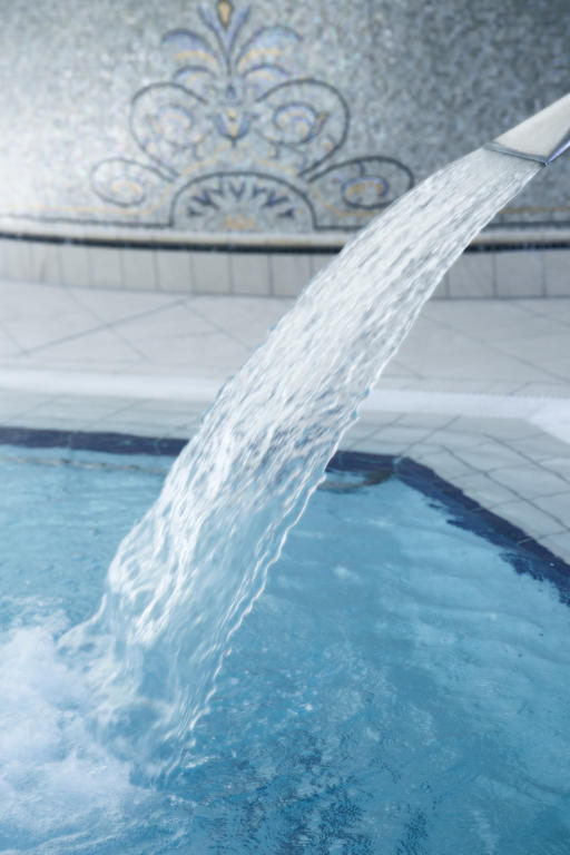 באד פיסינג Thermenhotel Quellenhof מראה חיצוני תמונה