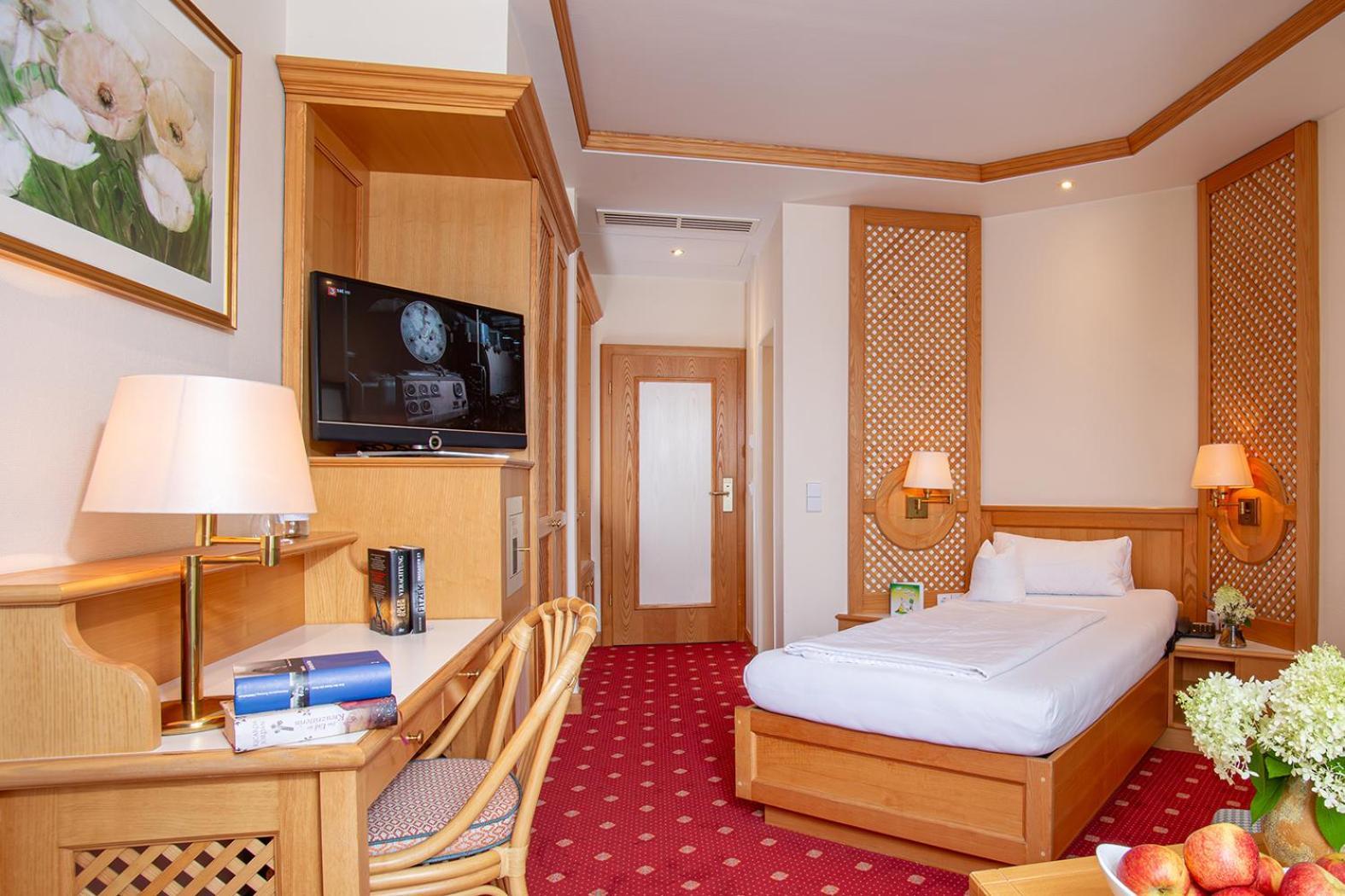 באד פיסינג Thermenhotel Quellenhof מראה חיצוני תמונה